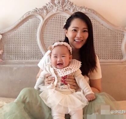 伊能静什么时候复出 伊能静生女儿停工一年半终于要复出了