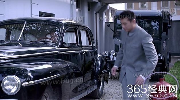 李小冉追击者居然发现好多穿帮镜头