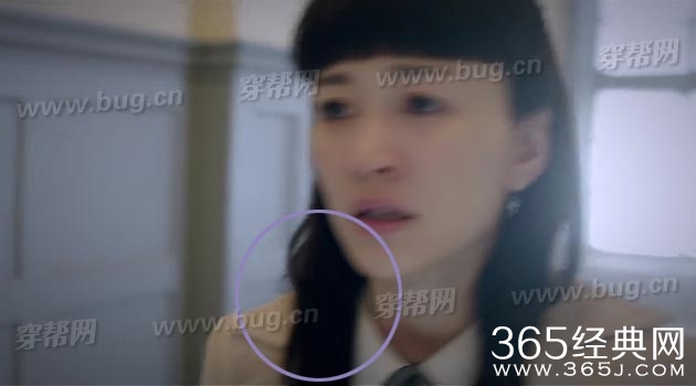 李小冉追击者居然发现好多穿帮镜头