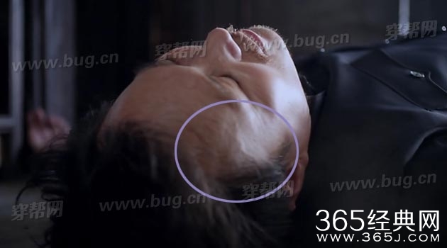 李小冉追击者居然发现好多穿帮镜头