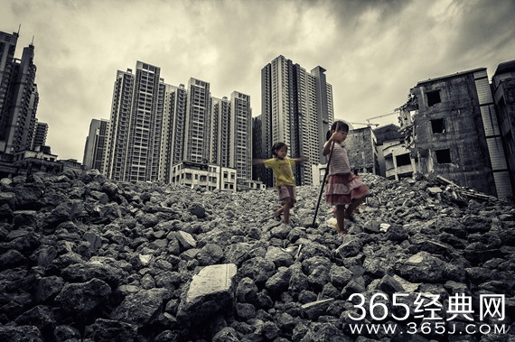 因补偿方案谈不拢 广州城中村钉子户仍留守