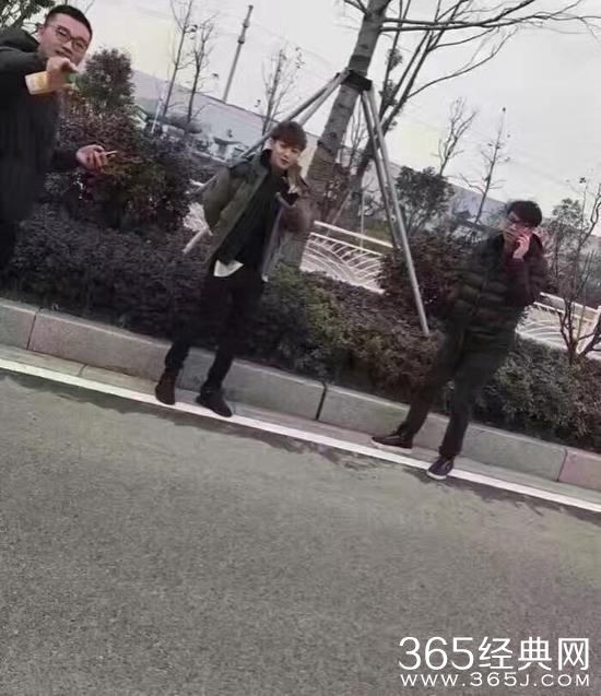 曝黄子韬在北京朝阳区看房 黄子韬在北京朝阳区有房了吗