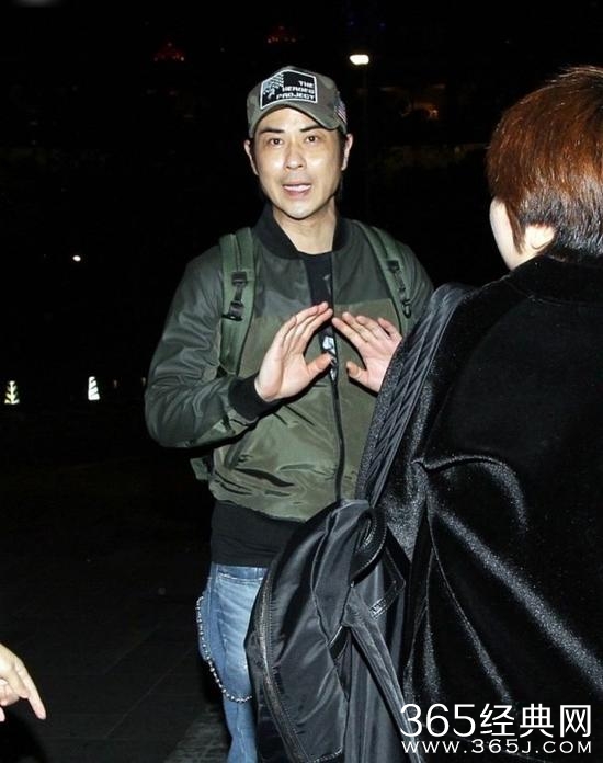 郑嘉颖澳门获释 郑嘉颖犯了什么事被抓