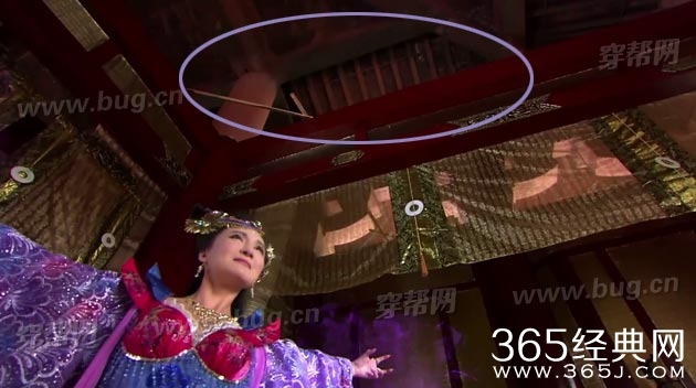 麦迪娜封神英雄竟然发现穿帮镜头