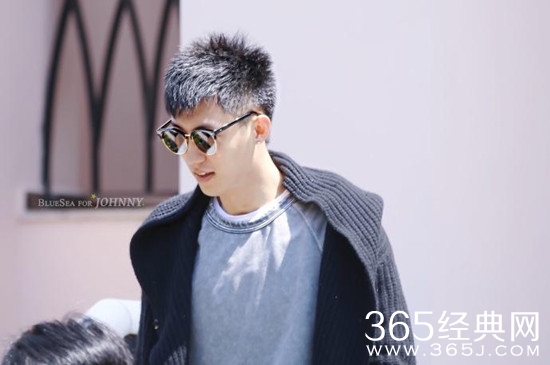 为了你我愿意热爱整个世界演员阵容介绍 为了你我愿意热爱整个世界主演介绍