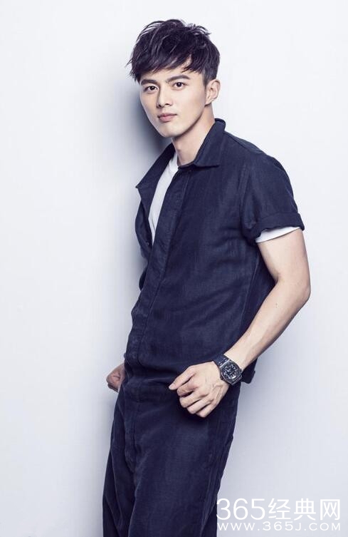 叶祖新女友张佳宁个人资料照片 牵手喂食恋情曝光