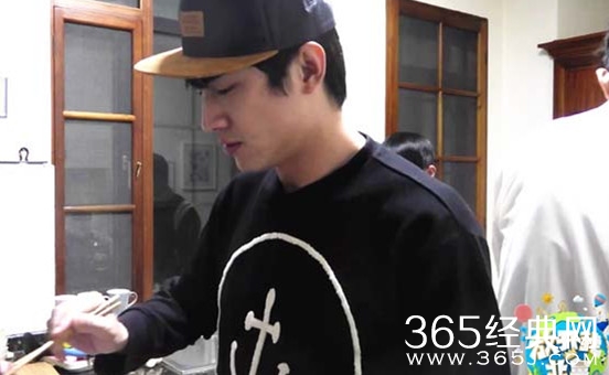 放开我北鼻第二季林更新为什么吓哭小萝莉 放开我北鼻2开播了吗