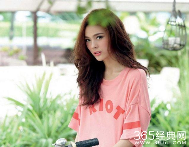 泰剧《宫》的女主角扮演者是谁，她的个人资料介绍