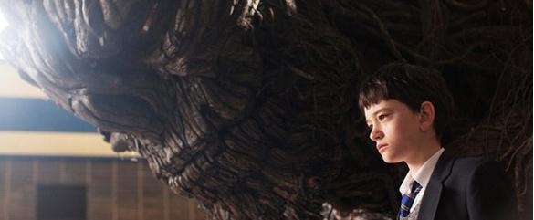 校园霸凌片段击中泪点 暖心治愈电影当怪物来敲门在国内热映