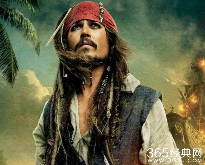 加勒比海盗5年轻船长是谁扮演的呢 加勒比海盗年轻船长是德普本人吗