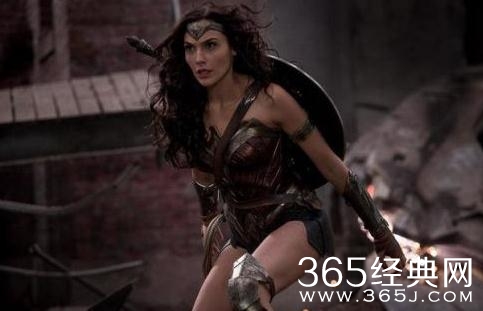 神奇女侠剧情讲的是什么 神奇女侠评价如何 神奇女侠影评
