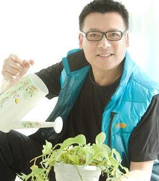 幸福的错觉唐进是谁演的 幸福的错觉唐进结局是什么