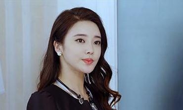 一粒红尘林薇薇是谁演的 张璇个人资料介绍