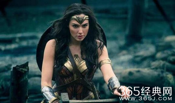 神奇女侠的身世是什么 神奇女侠身世的三个版本分别是什么