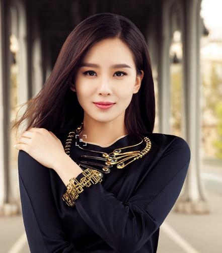 醉玲珑凤卿尘是谁演的 刘诗诗个人资料介绍