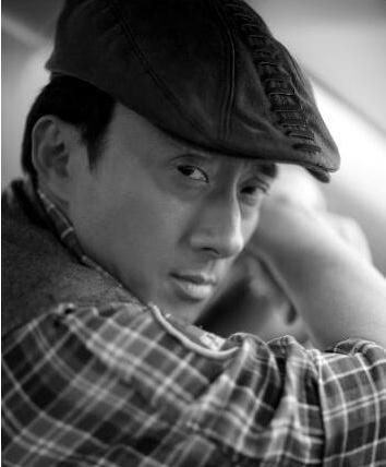 凰权弈天下辛子砚是谁演的 赵立新个人资料介绍