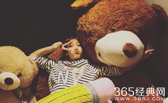 我的前半生洛洛是谁演的 啜妮个人资料介绍