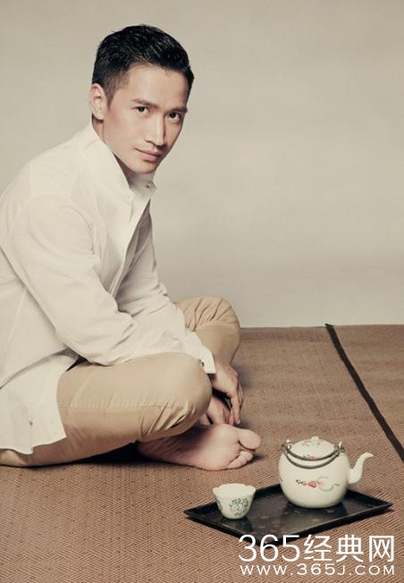 反恐特战队之猎影江寒是谁演的 何晟铭个人资料介绍