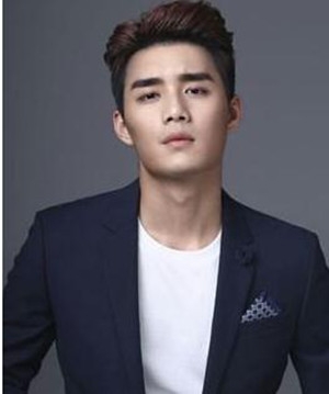 深海利剑高迪是谁演的 张家鼎个人资料介绍