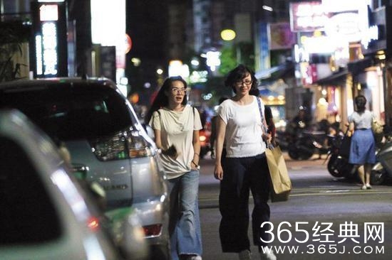 舒淇素颜现身街头 舒淇素颜图片