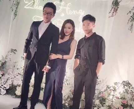 雪梨张衍订婚视频完整版 邀请的网红名单都有谁