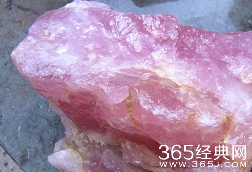 醉玲珑芙蓉石在什么地方  醉玲珑现实中有芙蓉石吗