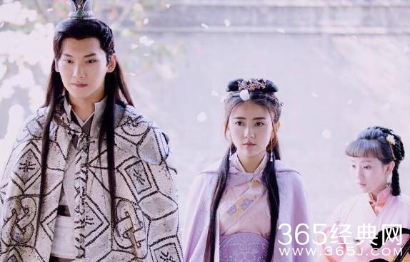 双世宠妃曲小檀的真身是谁 双世宠妃墨连城口中的那个女人是谁