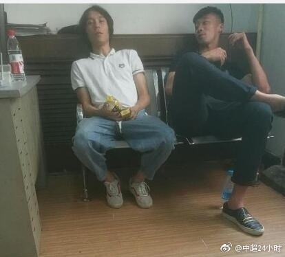 球员张修维酒驾连撞六车现场视频 张修维资料照片介绍