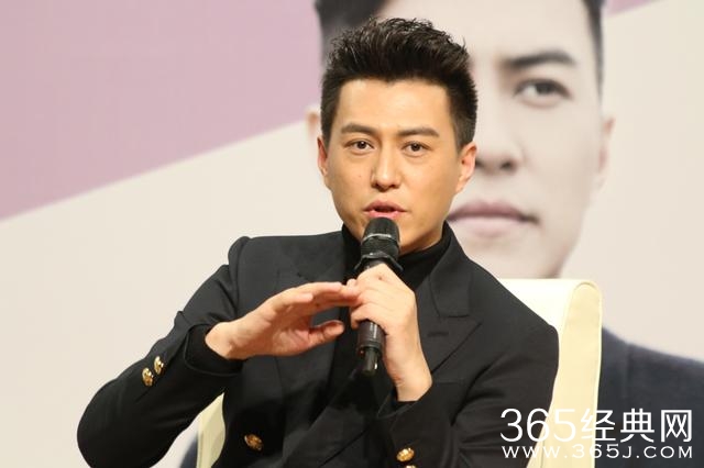 靳东人设崩塌是什么回事 靳东没文化爱装逼是真的吗