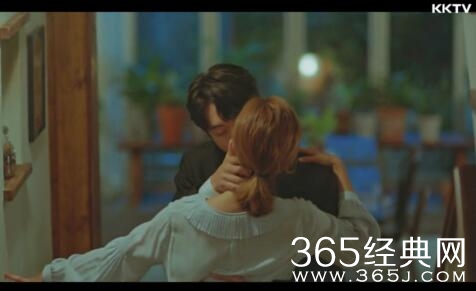 河伯的新娘南柱赫申世景激吻一分钟视频图片