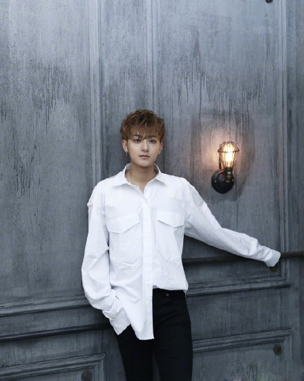 黄子韬为什么又被SM公司告了 黄子韬被SM公司起诉原因始末