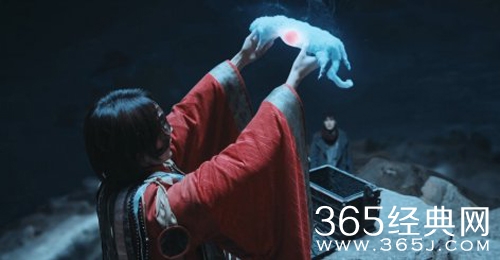 鬼吹灯之黄皮子坟鲜卑女巫和画眉是什么关系 黄皮子坟为什么只有画眉才能打开铜匣子