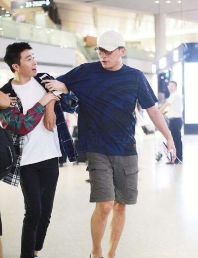 俞灏明刘烨关系怎么样 刘烨机场为什么不认识俞灏明