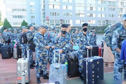 王俊凯军训照曝光 王俊凯要军训多长时间