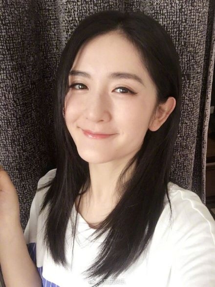 谢娜一年怀孕几十次是什么梗 谢娜一年怀孕几十次是咋回事