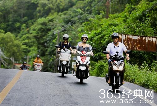 中餐厅第十期黄晓明骑摩托车失踪是怎么回事 中餐厅最新一期黄晓明骑摩托车去哪里了