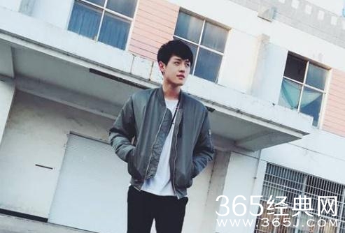 大话西游之爱你一万年二郎神是谁演的 胡耘豪个人资料介绍