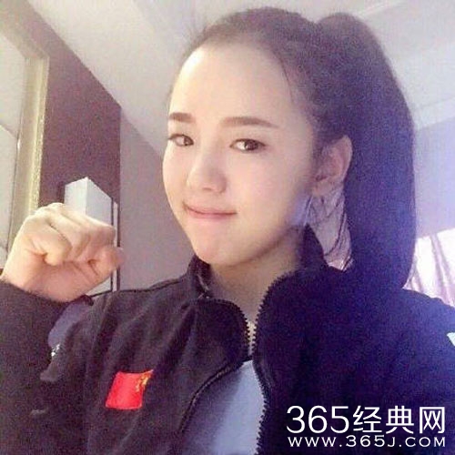 林荷琴个人资料 荣获首枚世界综合格斗（MMA）锦标赛金牌