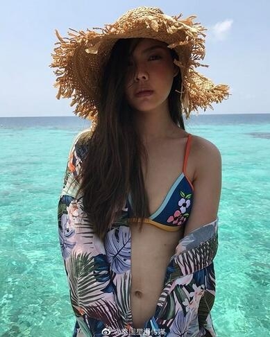 phetpround个人资料照片被称泰国最美空姐