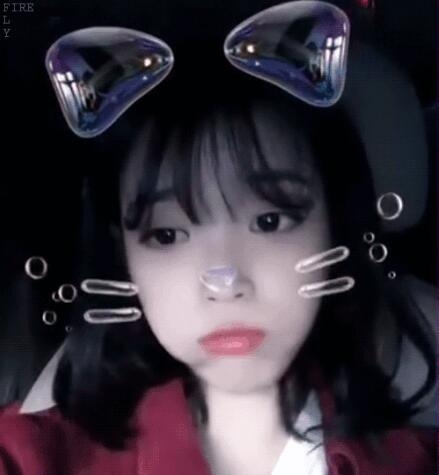 IU模仿韩剧三流之路爱拉撒娇视频 IU在哪里直播的