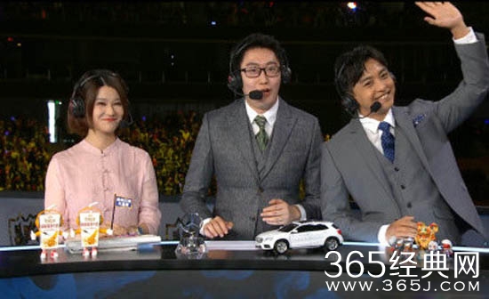 李佳航为什么会去解说RNG和SKT的半决赛 李佳航是专业解说吗