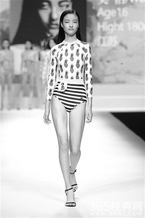 14岁女孩吴怡家庭背景资料介绍 摘国际模特大赛冠军走红