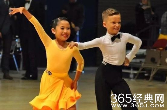 隋渊静会跳哪些舞 隋渊静会说汉语吗