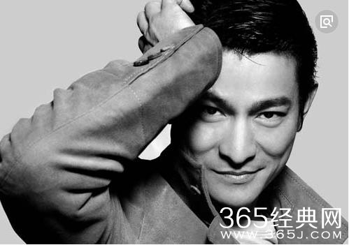 刘德华获得的荣誉博士学位是哪所大学的 刘德华为什么会获得荣誉博士学位