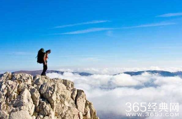 再牛逼的梦想，也抵不住你傻逼似的坚持