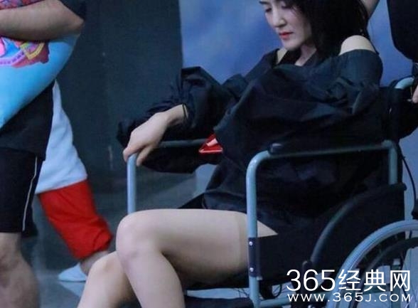 【红鲤娱 绿鲤娱】第二期：谢娜肚大如箩被曝快生了 网友：不是刚怀上吗？