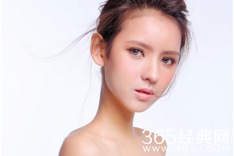 无法拥抱的你李诗雅是谁演的 张予曦个人资料介绍