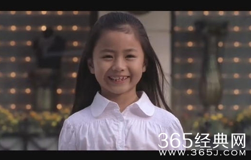 搭档周星驰李连杰，上过春晚，和老板隐婚生子，如今沦为十八线