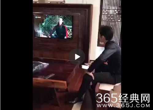 张彬彬发现被偷拍瞬间变脸是怎么回事 张彬彬发现被偷拍为什么瞬间变脸