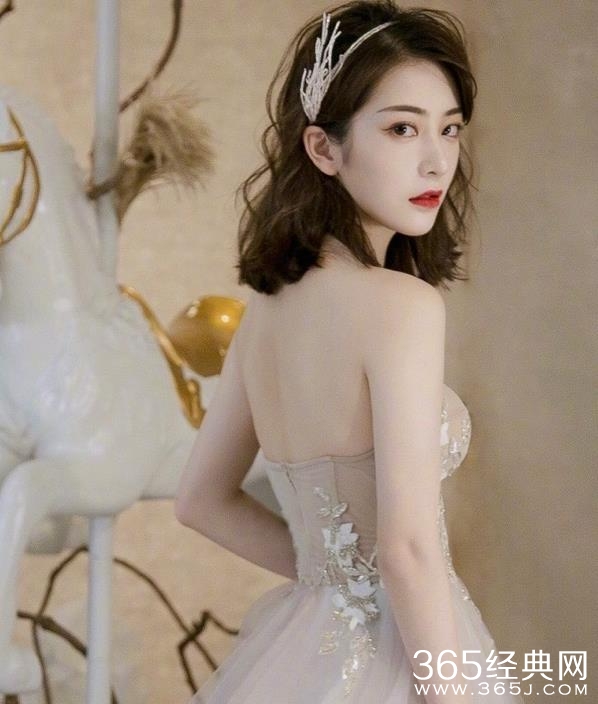 林更新前女友王柳雯曝婚纱照 林更新前女友王柳雯是要结婚了吗